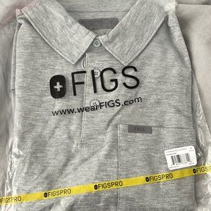 - FIGS pro scrub polo size small NEW